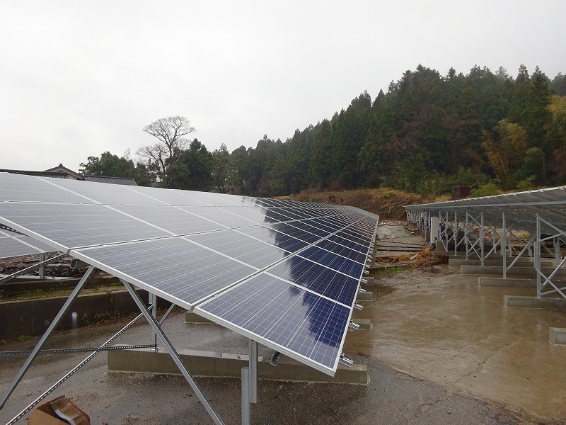 石川県羽咋市　太陽光パネル取付工事